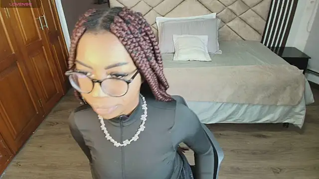 Raquel jones online show from 02-26-25, 11:41