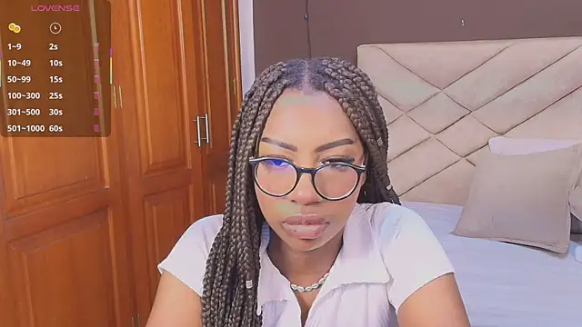 Raquel jones online show from 11-09-25, 11:41