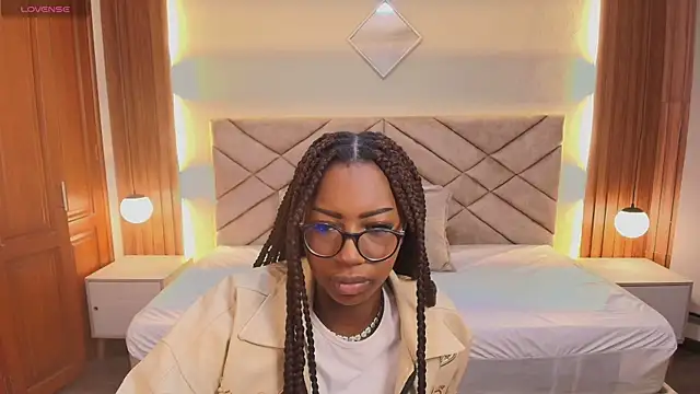 Raquel jones online show from 02-11-26, 11:48