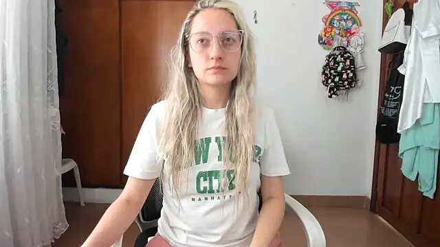 Adele johnsonn1 online show from 11-11-25, 03:45