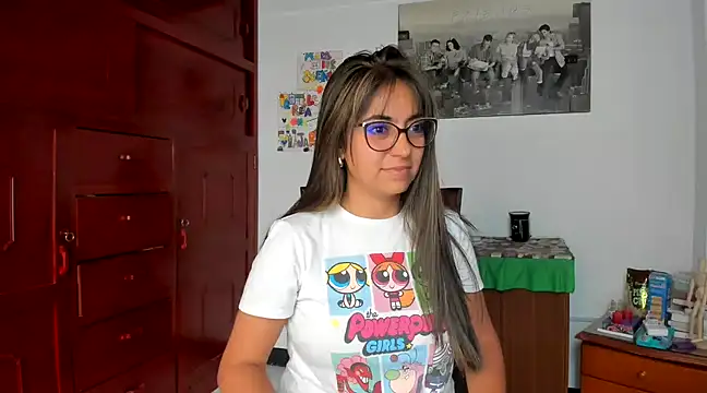 Isabellaa22 1 online show from 01-30-25, 06:21