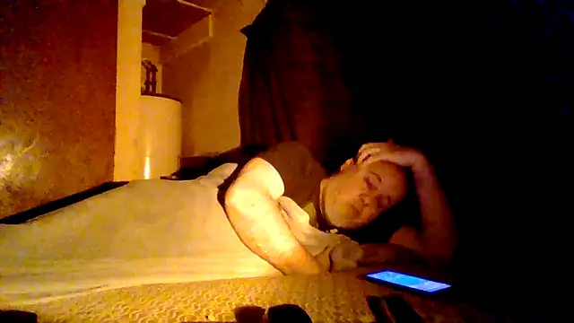 Nightshade7712 online show from 11-19-25, 08:53