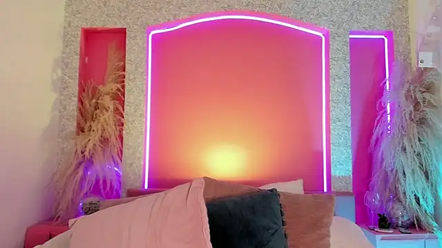 Aurora aaa online show from 01-15-25, 07:44