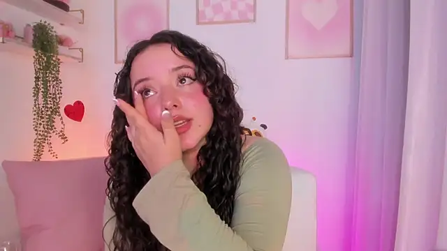 Aurora aaa online show from 10-23-25, 11:14