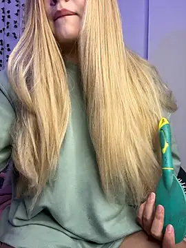 Snapshot of Grecia_21 chatting on 02-07-25, 09:26 Grecia 21 online show from 02-07-25, 09:26