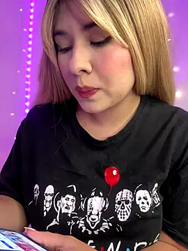 Snapshot of Grecia_21 chatting on 10-08-25, 04:04 Grecia 21 online show from 10-08-25, 04:04