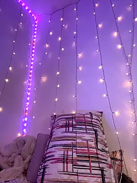 Snapshot of Grecia_21 chatting on 11-22-25, 03:44 Grecia 21 online show from 11-22-25, 03:44