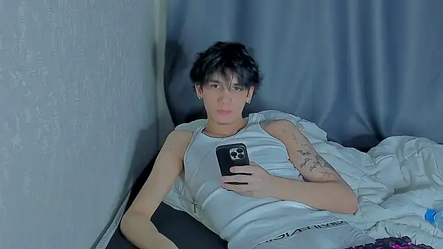 Snapshot of MarkBrowniii chatting on 11-13-25, 10:52 MarkBrowniii online show from 11-13-25, 10:52