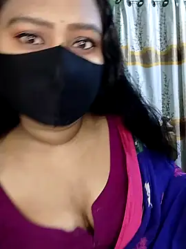 Snapshot of Idhika_Paul chatting on 02-04-25, 11:27 Idhika Paul online show from 02-04-25, 11:27