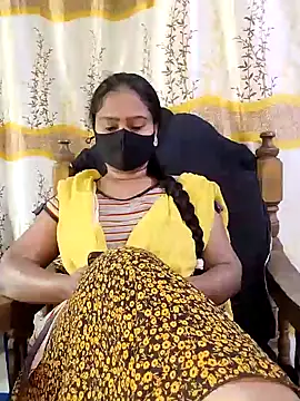 Snapshot of Idhika_Paul chatting on 02-08-25, 04:47 Idhika Paul online show from 02-08-25, 04:47