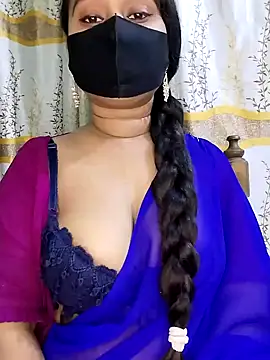 Snapshot of Idhika_Paul chatting on 02-09-25, 05:33 Idhika Paul online show from 02-09-25, 05:33