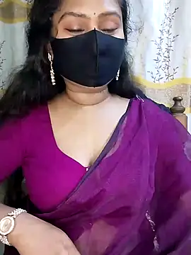 Snapshot of Idhika_Paul chatting on 02-13-25, 11:58 Idhika Paul online show from 02-13-25, 11:58