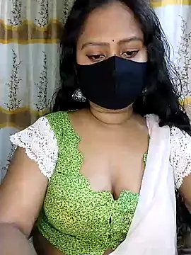 Snapshot of Idhika_Paul chatting on 02-15-25, 09:15 Idhika Paul online show from 02-15-25, 09:15