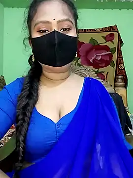 Snapshot of Idhika_Paul chatting on 02-24-25, 07:09 Idhika Paul online show from 02-24-25, 07:09