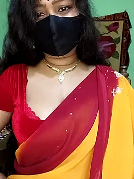 Snapshot of Idhika_Paul chatting on 03-01-25, 08:21 Idhika Paul online show from 03-01-25, 08:21