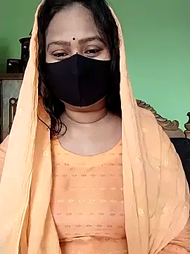 Snapshot of Idhika_Paul chatting on 03-07-25, 08:34 Idhika Paul online show from 03-07-25, 08:34