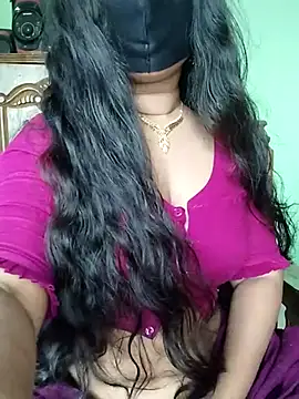 Snapshot of Idhika_Paul chatting on 03-09-25, 07:45 Idhika Paul online show from 03-09-25, 07:45