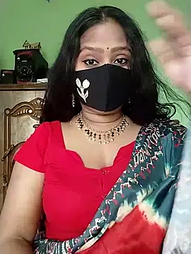 Snapshot of Idhika_Paul chatting on 03-10-25, 07:42 Idhika Paul online show from 03-10-25, 07:42