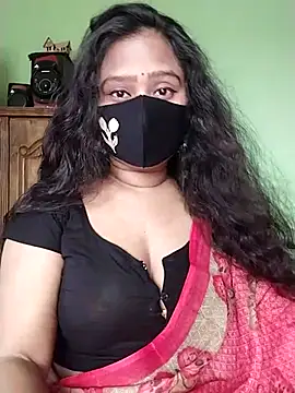 Snapshot of Idhika_Paul chatting on 03-14-25, 08:10 Idhika Paul online show from 03-14-25, 08:10