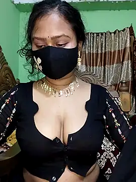 Snapshot of Idhika_Paul chatting on 03-16-25, 05:58 Idhika Paul online show from 03-16-25, 05:58