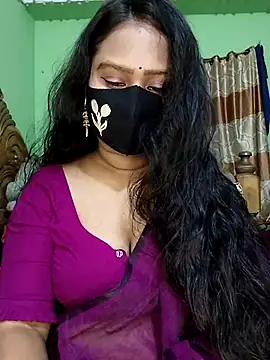 Snapshot of Idhika_Paul chatting on 03-21-25, 05:34 Idhika Paul online show from 03-21-25, 05:34