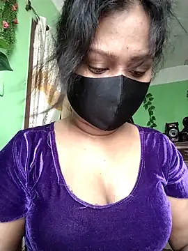 Snapshot of Idhika_Paul chatting on 09-26-25, 04:16 Idhika Paul online show from 09-26-25, 04:16