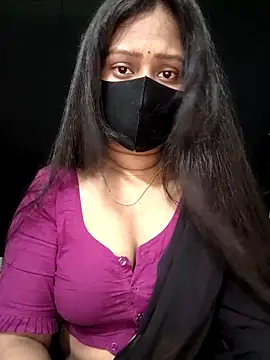 Snapshot of Idhika_Paul chatting on 09-27-25, 09:47 Idhika Paul online show from 09-27-25, 09:47