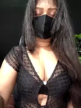 Snapshot of Idhika_Paul chatting on 09-30-25, 05:45 Idhika Paul online show from 09-30-25, 05:45