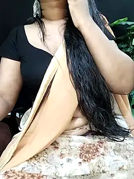 Snapshot of Idhika_Paul chatting on 10-01-25, 06:03 Idhika Paul online show from 10-01-25, 06:03