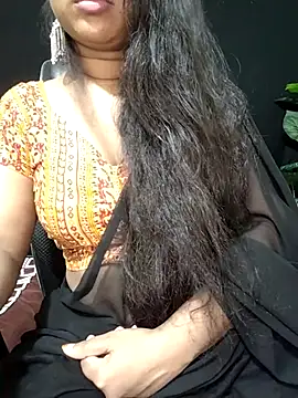 Snapshot of Idhika_Paul chatting on 10-04-25, 08:29 Idhika Paul online show from 10-04-25, 08:29