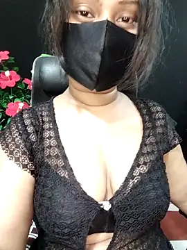 Snapshot of Idhika_Paul chatting on 10-18-25, 01:41 Idhika Paul online show from 10-18-25, 01:41