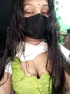 Idhika Paul online show from 10-31-25, 05:25