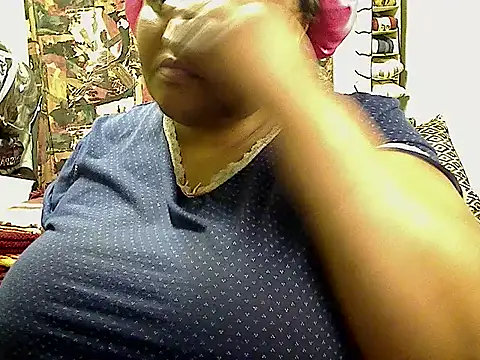 HOTSUGARX5 online show from 10-20-25, 12:05