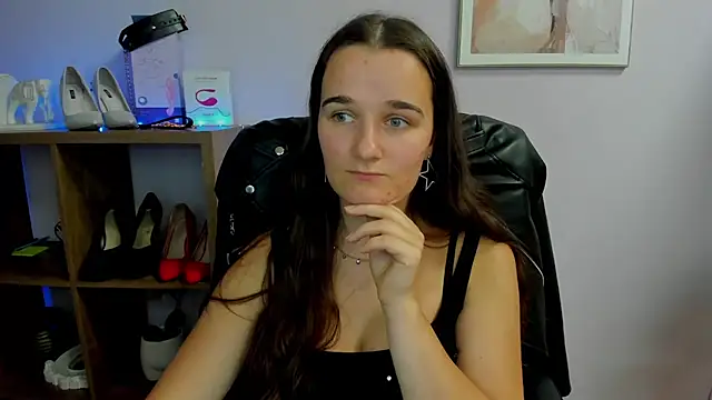 KateDelight online show from 09-25-25, 01:59