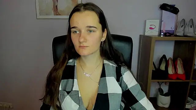 KateDelight online show from 10-04-25, 06:44