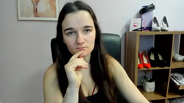 KateDelight online show from 04-25-26, 07:00