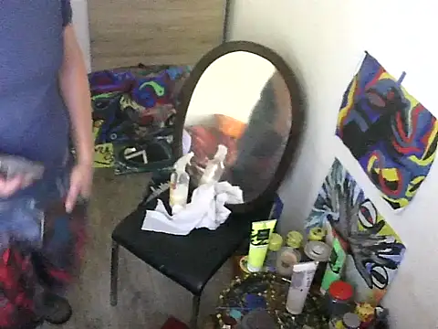 prcalek19 online show from 10-20-25, 07:20