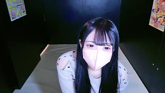 Snapshot of nathi_ko_xo chatting on 12-17-25, 03:34 nathi ko xo online show from 12-17-25, 03:34