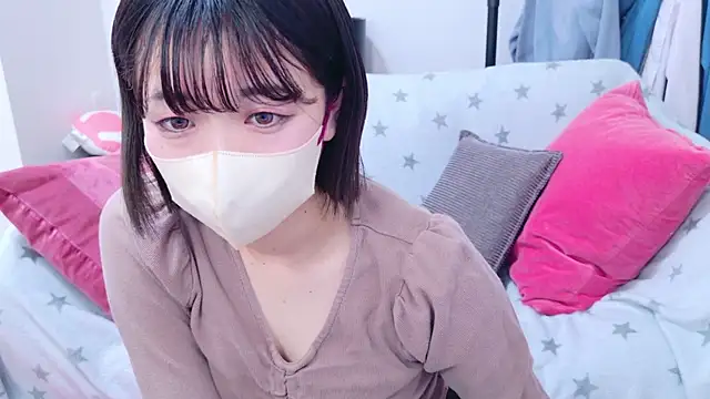 Snapshot of Minami_San chatting on 12-10-24, 04:49 Minami San online show from 12-10-24, 04:49