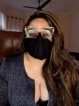 Snapshot of SEXY-Sardarni chatting on 02-20-25, 09:22 SEXY-Sardarni online show from 02-20-25, 09:22