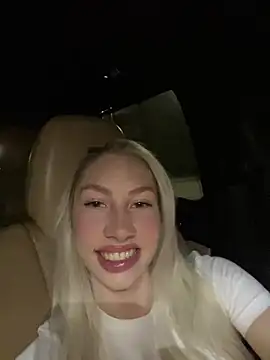 LuisaBecker online show from 03-15-25, 07:59