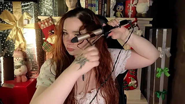 carolina elf online show from 12-24-24, 05:27