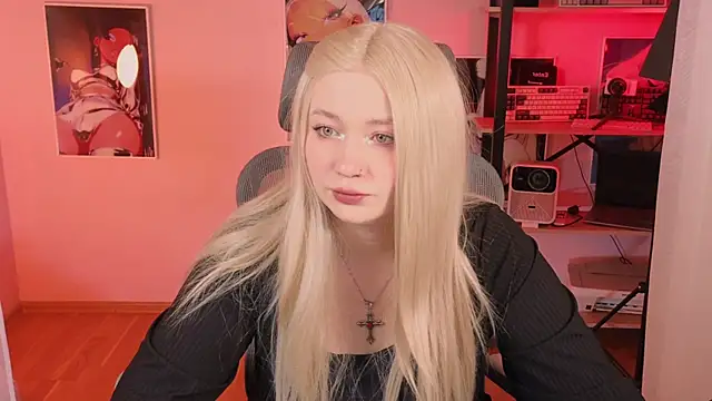 carolina elf online show from 04-07-26, 05:19