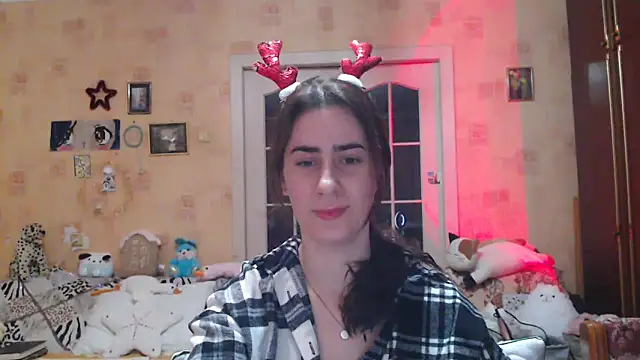 Snapshot of INELIKA chatting on 12-31-24, 03:45 INELIKA online show from 12-31-24, 03:45