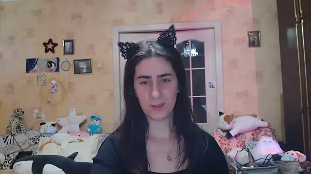 Snapshot of INELIKA chatting on 01-03-25, 01:59 INELIKA online show from 01-03-25, 01:59