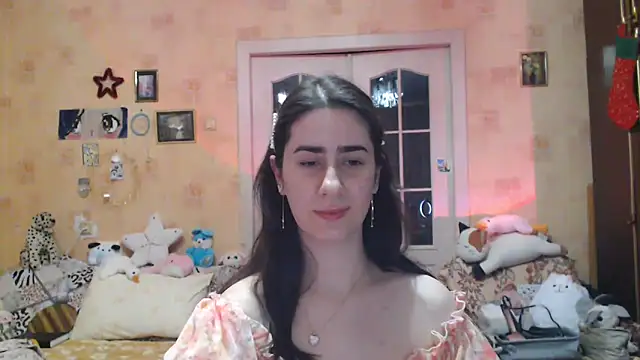 Snapshot of INELIKA chatting on 01-11-25, 11:02 INELIKA online show from 01-11-25, 11:02