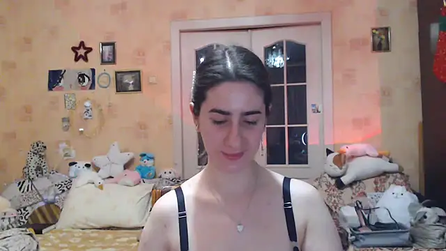 Snapshot of INELIKA chatting on 01-12-25, 02:03 INELIKA online show from 01-12-25, 02:03