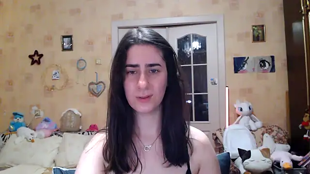 Snapshot of INELIKA chatting on 01-23-25, 12:35 INELIKA online show from 01-23-25, 12:35