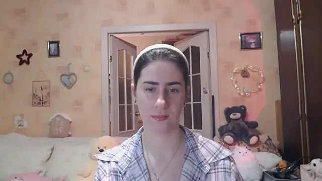 Snapshot of INELIKA chatting on 09-21-25, 09:05 INELIKA online show from 09-21-25, 09:05