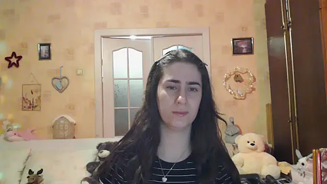 Snapshot of INELIKA chatting on 11-05-25, 04:40 INELIKA online show from 11-05-25, 04:40